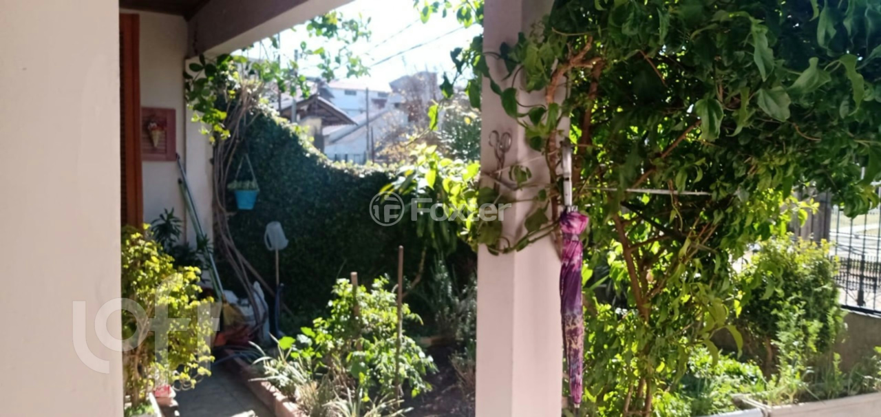 Casa à venda com 3 quartos, 185m² - Foto 2