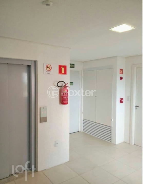 Apartamento à venda com 2 quartos, 60m² - Foto 31