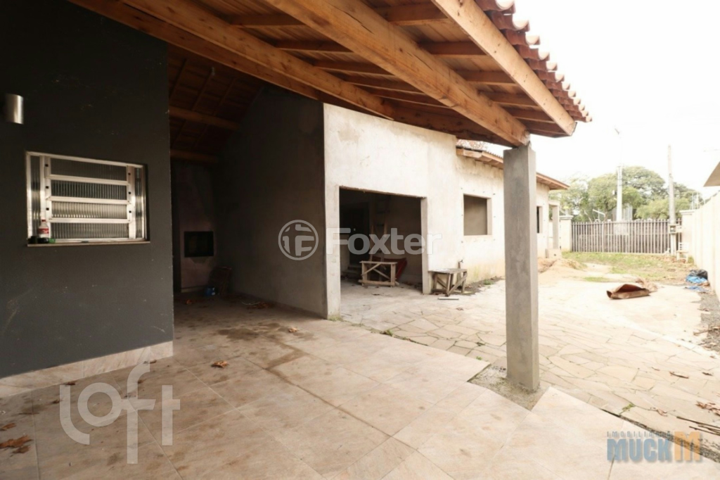 Casa à venda com 3 quartos, 77m² - Foto 2