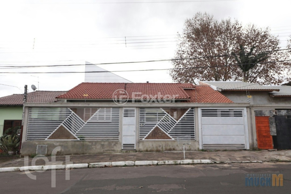 Casa à venda com 3 quartos, 77m² - Foto 1