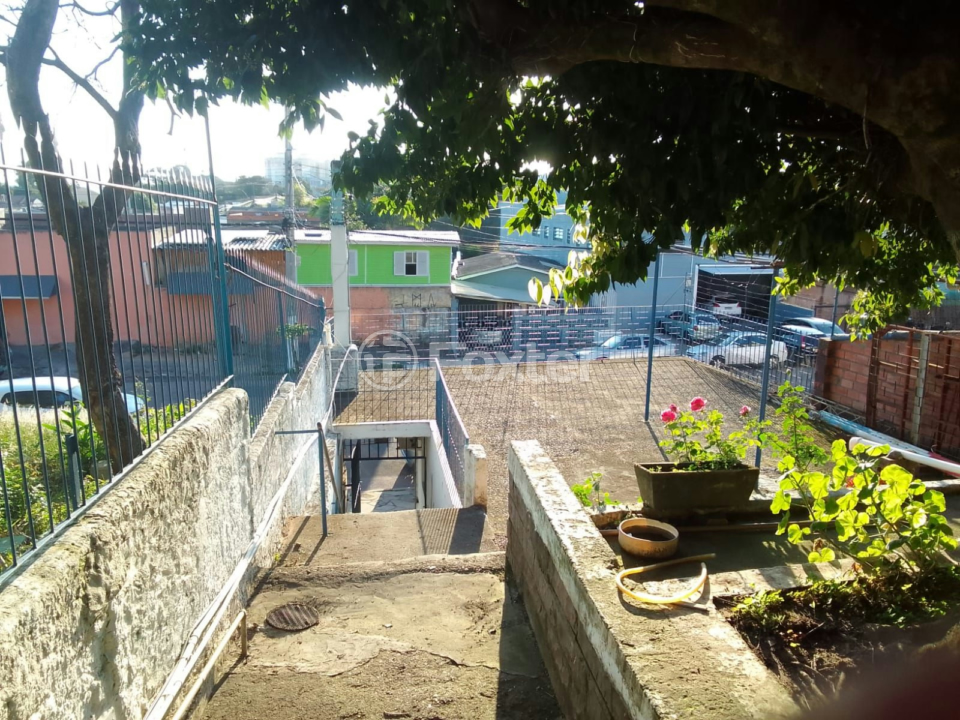 Casa à venda com 3 quartos, 90m² - Foto 2
