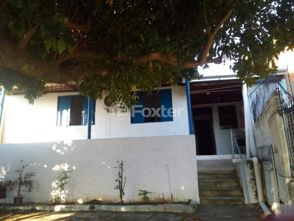 Casa à venda com 3 quartos, 90m² - Foto 1