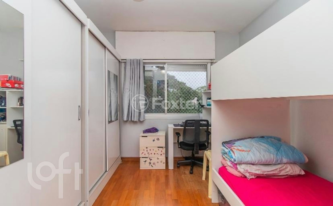 Apartamento à venda com 2 quartos, 76m² - Foto 4