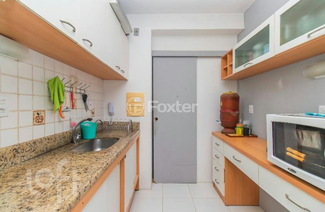 Apartamento à venda com 2 quartos, 76m² - Foto 1