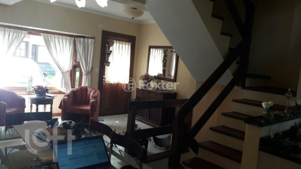 Casa de Condomínio à venda com 3 quartos, 162m² - Foto 2
