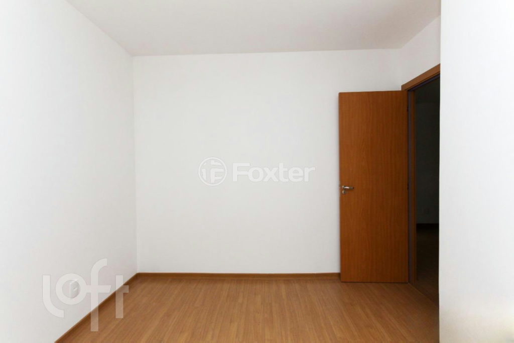 Apartamento à venda com 2 quartos, 40m² - Foto 10