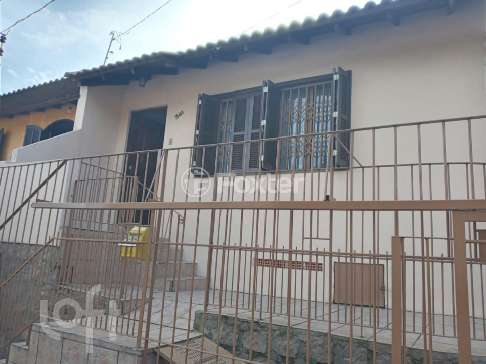 Casa à venda com 3 quartos, 138m² - Foto 1