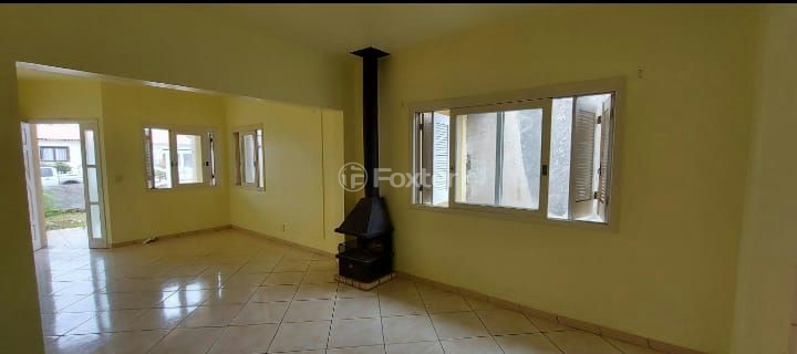 Casa à venda com 3 quartos, 155m² - Foto 3