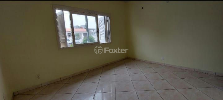 Casa à venda com 3 quartos, 155m² - Foto 2