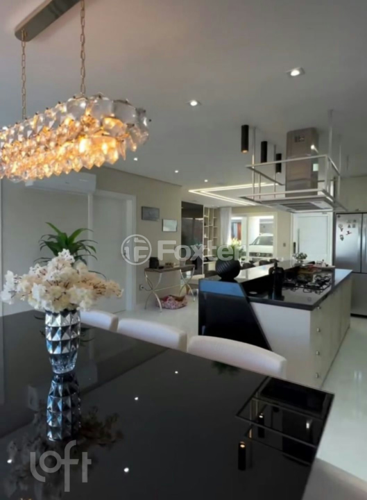 Casa de Condomínio à venda com 4 quartos, 220m² - Foto 4