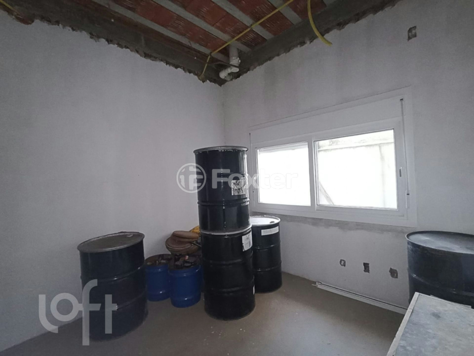Casa à venda com 2 quartos, 210m² - Foto 5