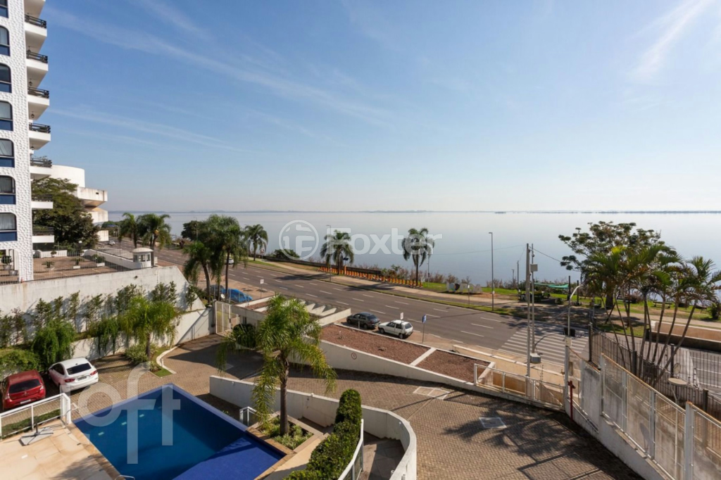 Casa de Condomínio à venda com 3 quartos, 241m² - Foto 29