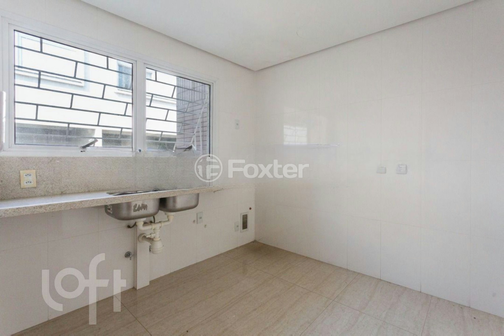 Casa de Condomínio à venda com 3 quartos, 241m² - Foto 5