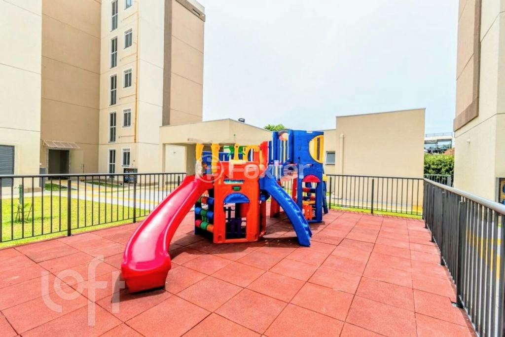Apartamento à venda com 2 quartos, 40m² - Foto 10