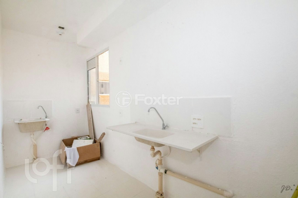 Apartamento à venda com 2 quartos, 41m² - Foto 4