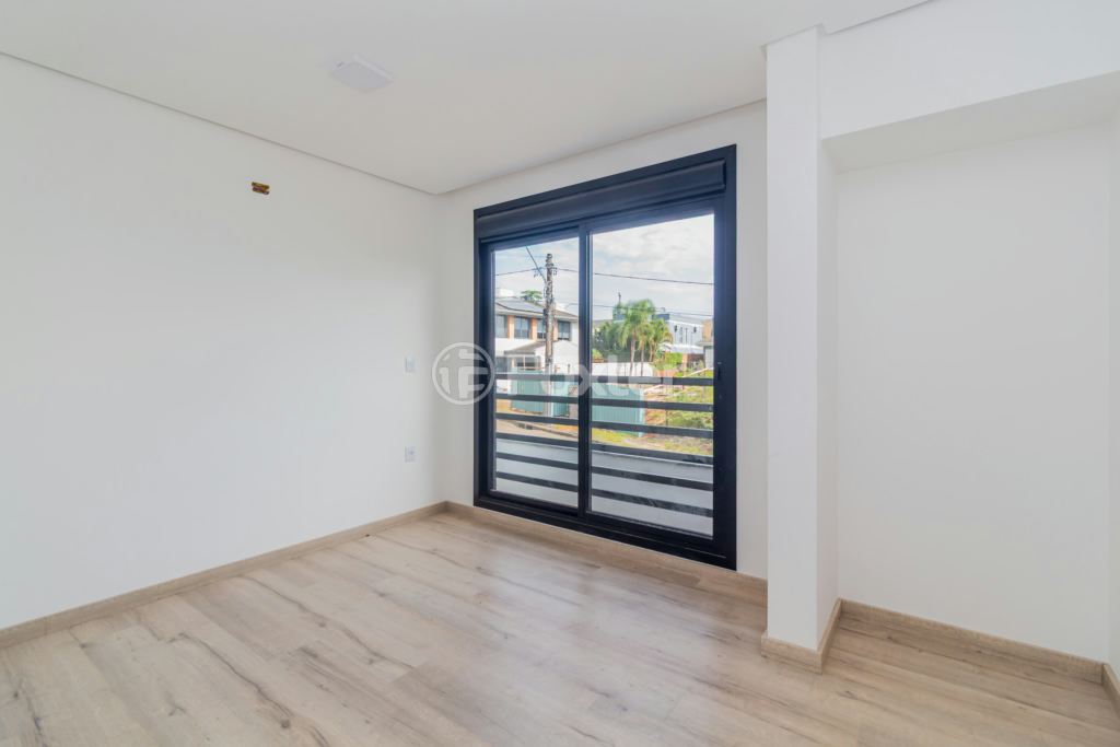 Casa de Condomínio à venda com 3 quartos, 330m² - Foto 15
