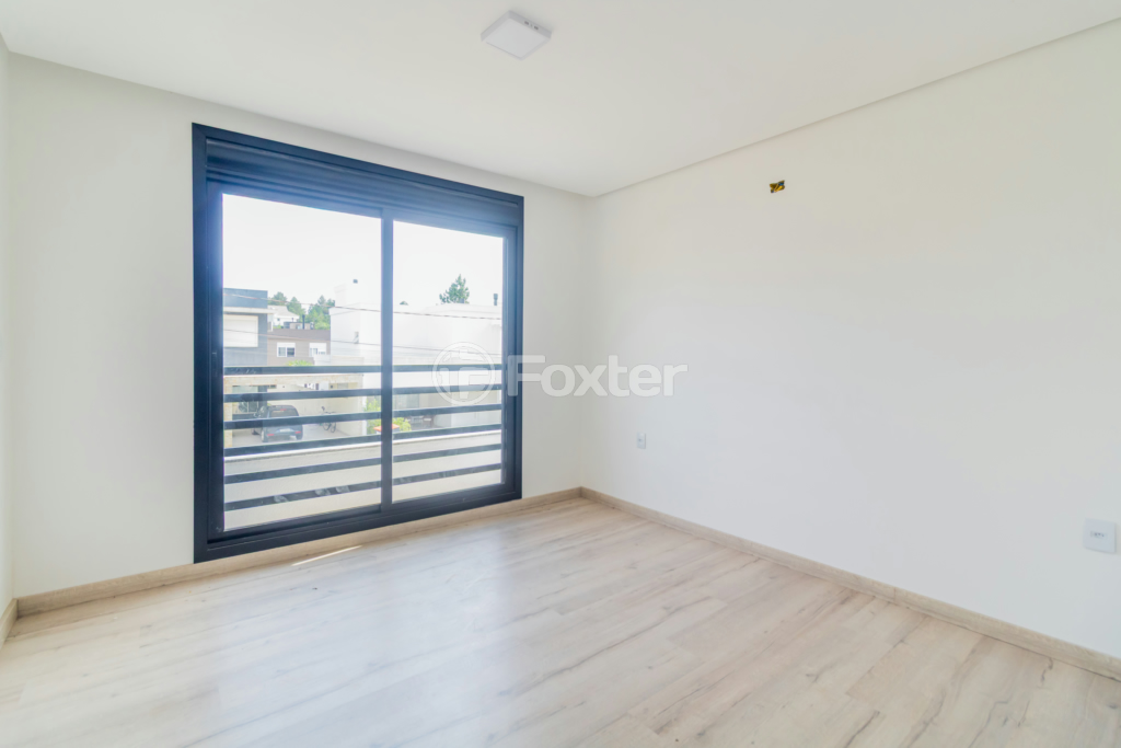 Casa de Condomínio à venda com 3 quartos, 330m² - Foto 19