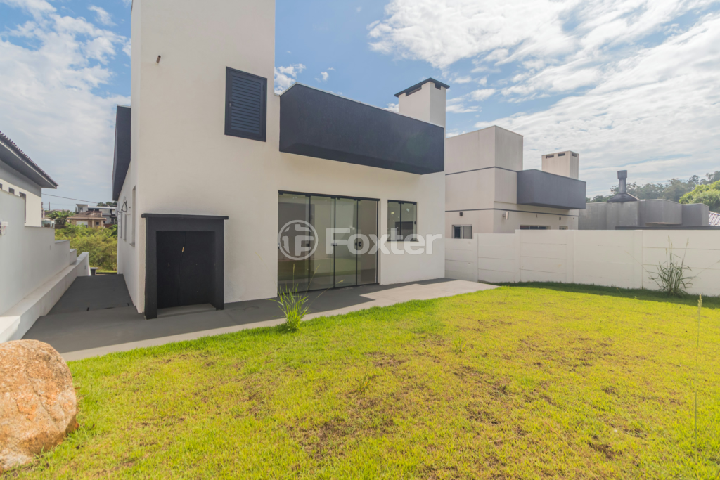 Casa de Condomínio à venda com 3 quartos, 330m² - Foto 32