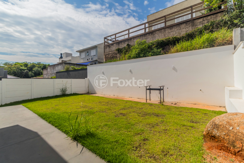 Casa de Condomínio à venda com 3 quartos, 330m² - Foto 35