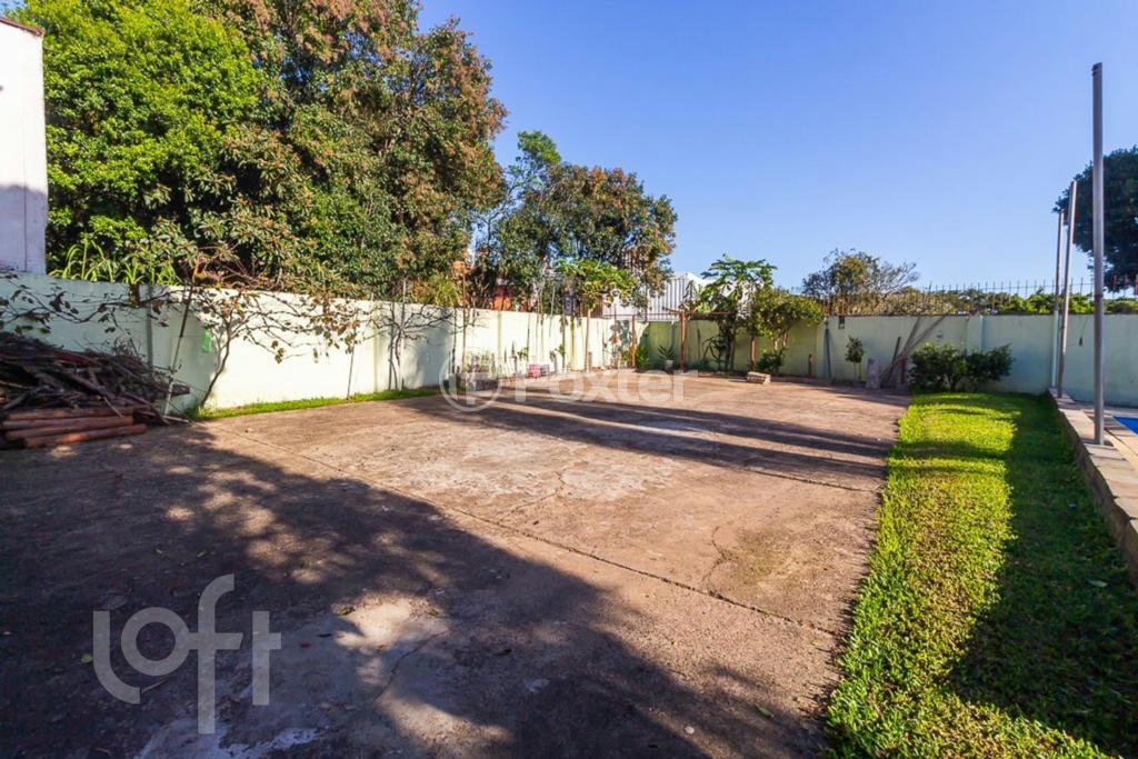 Casa à venda com 4 quartos, 400m² - Foto 42