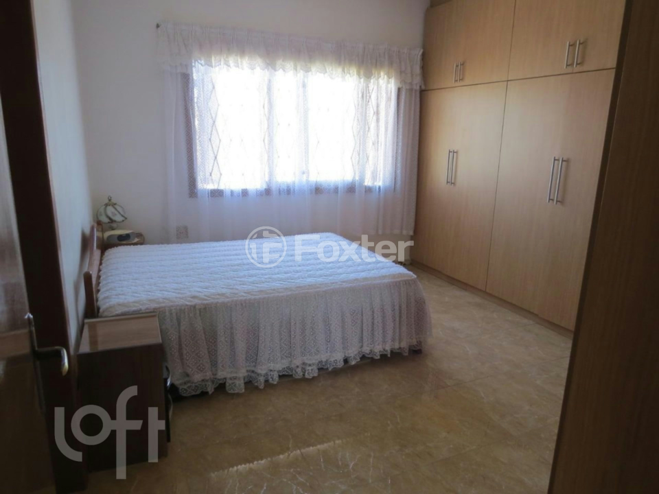 Casa à venda com 3 quartos, 196m² - Foto 4