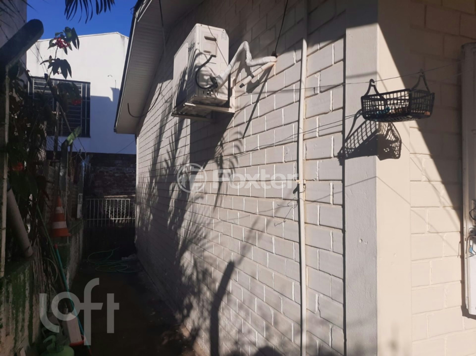 Casa à venda com 2 quartos, 79m² - Foto 5