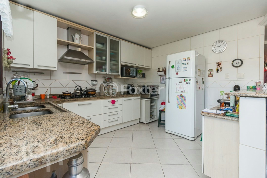 Casa à venda com 3 quartos, 203m² - Foto 10