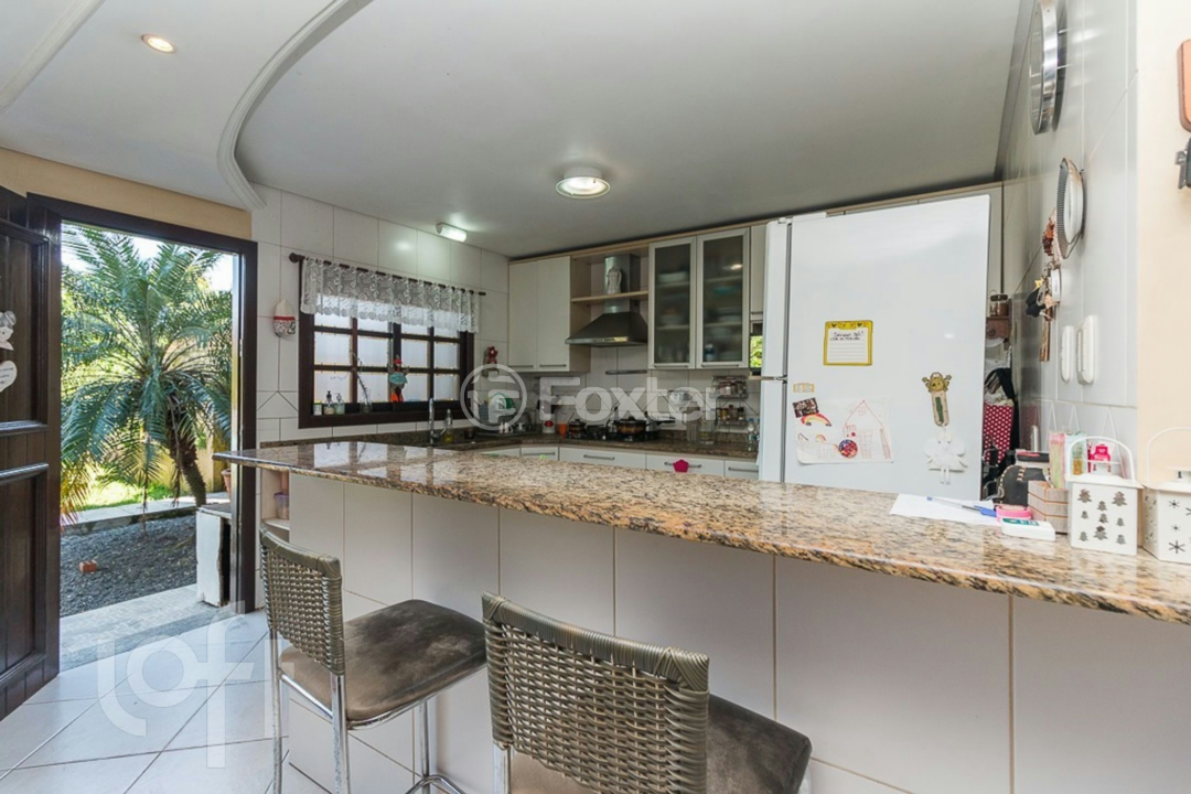 Casa à venda com 3 quartos, 203m² - Foto 7