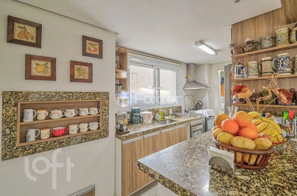 Apartamento à venda com 3 quartos, 107m² - Foto 2