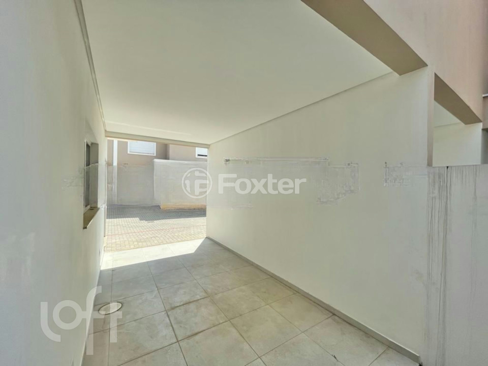 Casa de Condomínio à venda com 3 quartos, 112m² - Foto 2