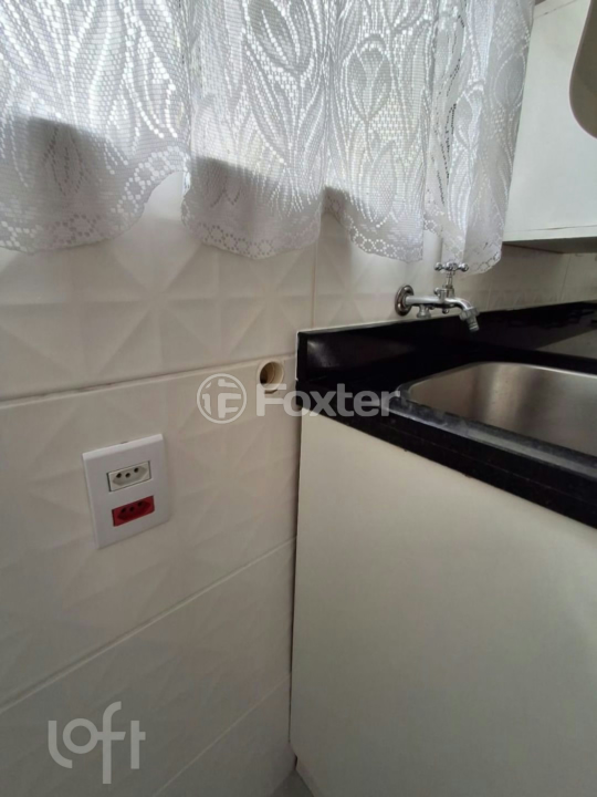 Apartamento à venda com 1 quarto, 38m² - Foto 11
