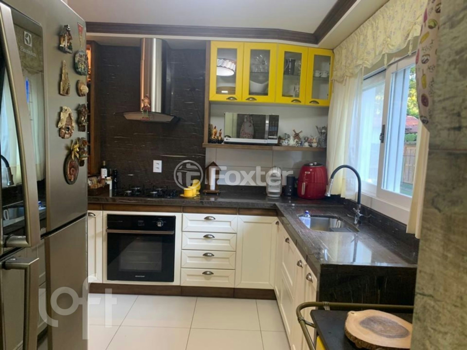 Casa à venda com 3 quartos, 164m² - Foto 6