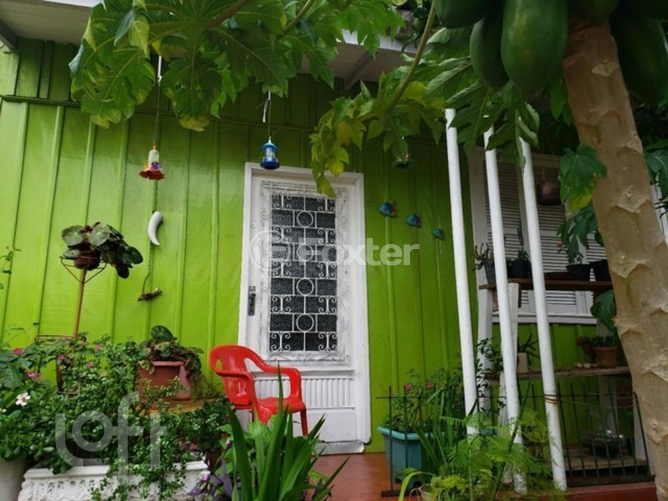 Casa à venda com 3 quartos, 168m² - Foto 1