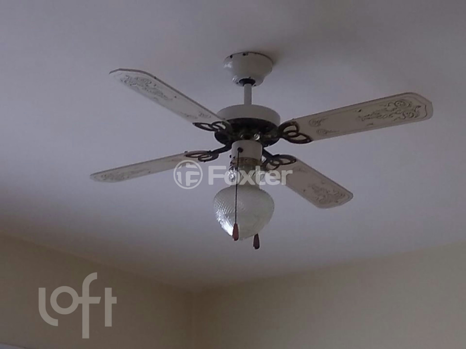 Apartamento à venda com 2 quartos, 60m² - Foto 11