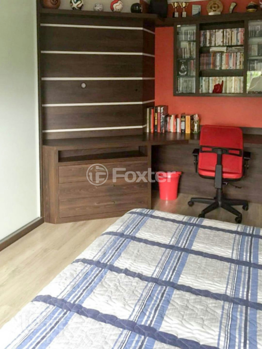 Casa de Condomínio à venda com 3 quartos, 240m² - Foto 18