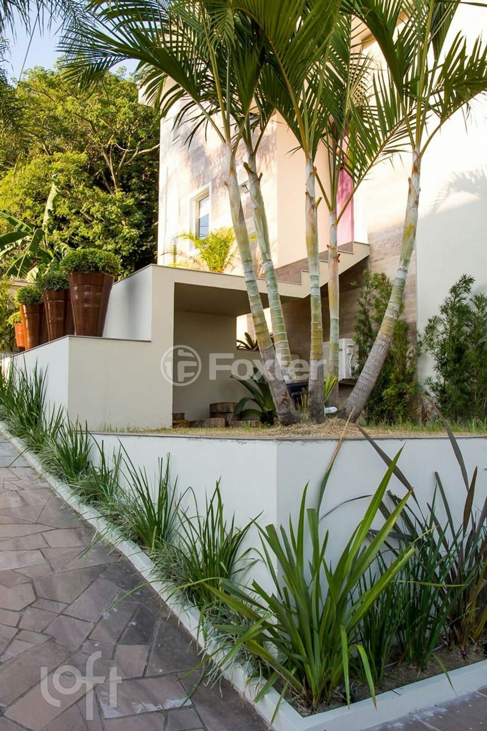 Casa de Condomínio à venda com 3 quartos, 240m² - Foto 2