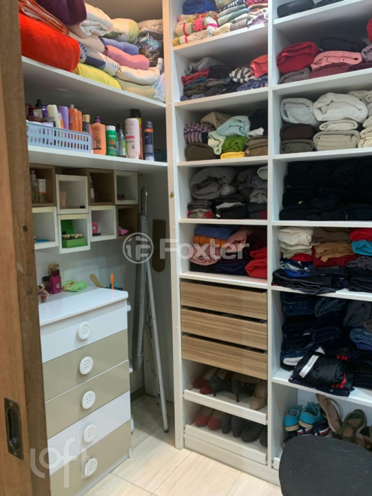 Casa à venda com 3 quartos, 213m² - Foto 16