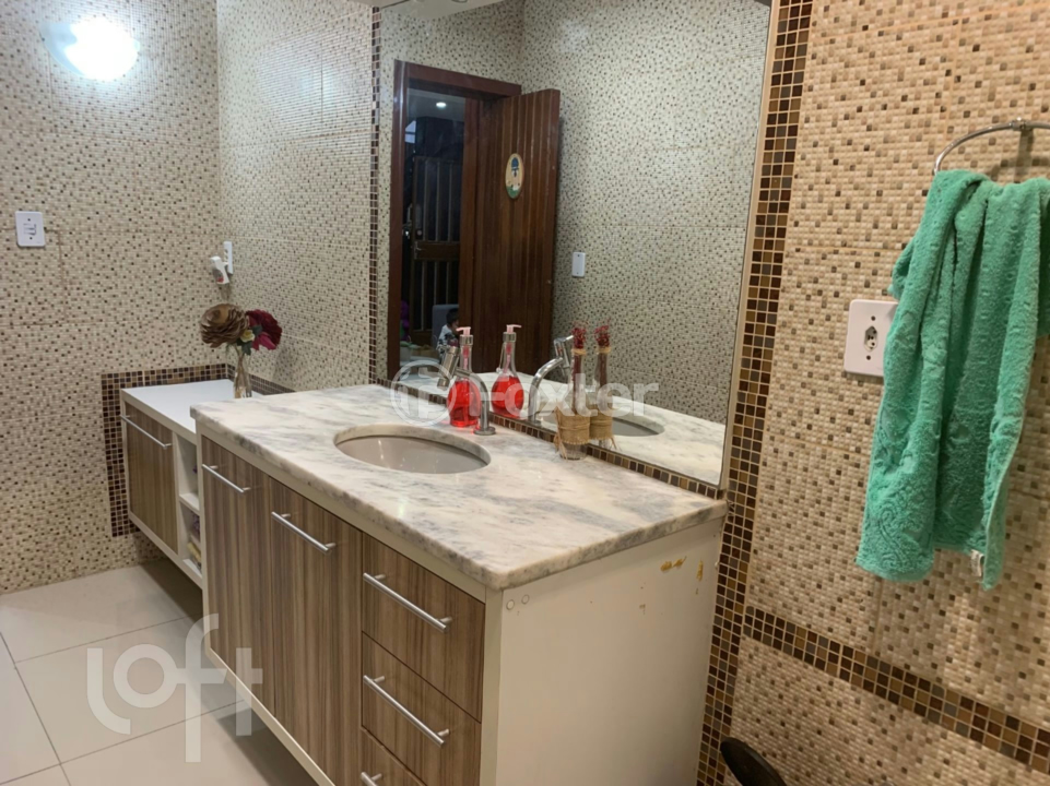 Casa à venda com 3 quartos, 213m² - Foto 12