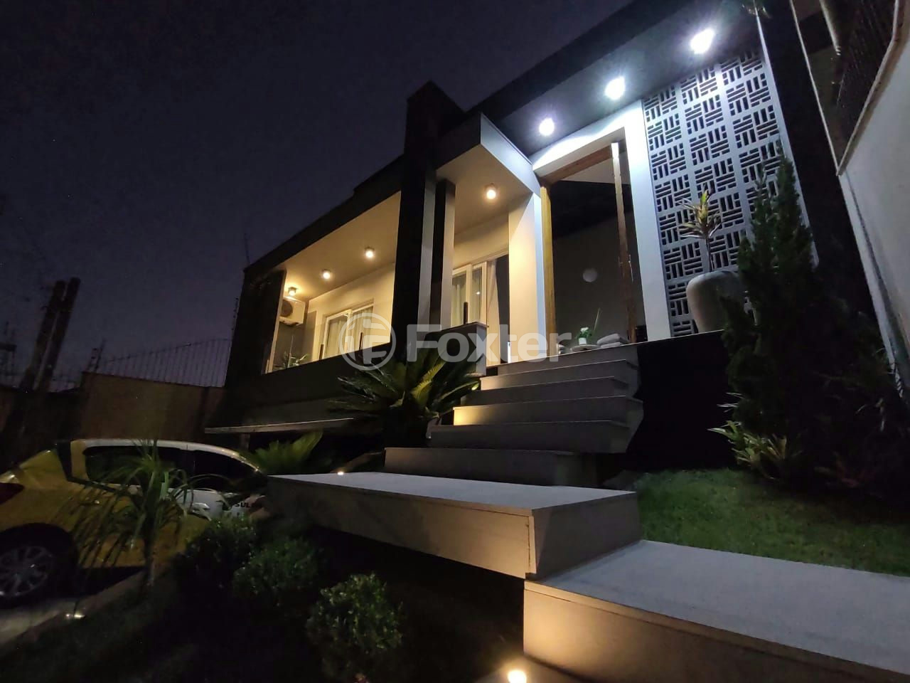 Casa à venda com 3 quartos, 140m² - Foto 1