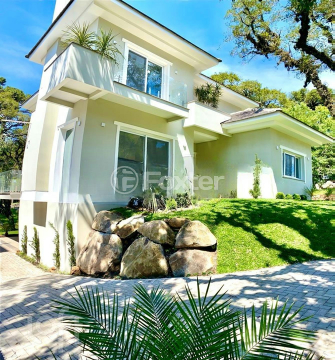 Casa de Condomínio à venda com 4 quartos, 447m² - Foto 1