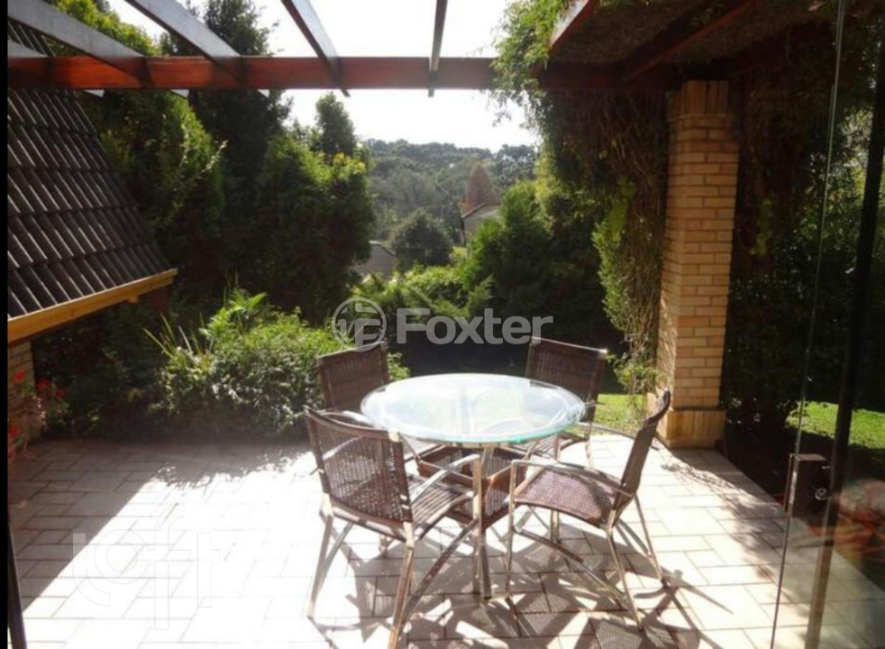 Casa de Condomínio à venda com 5 quartos, 232m² - Foto 15