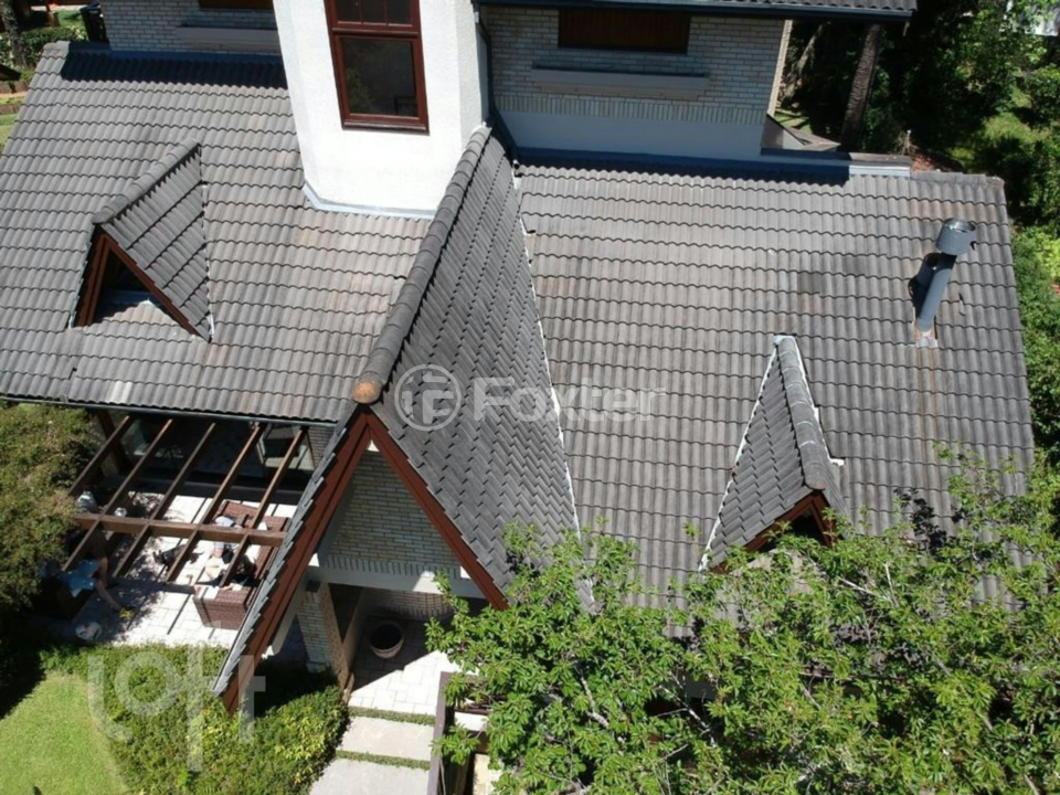 Casa de Condomínio à venda com 5 quartos, 232m² - Foto 10