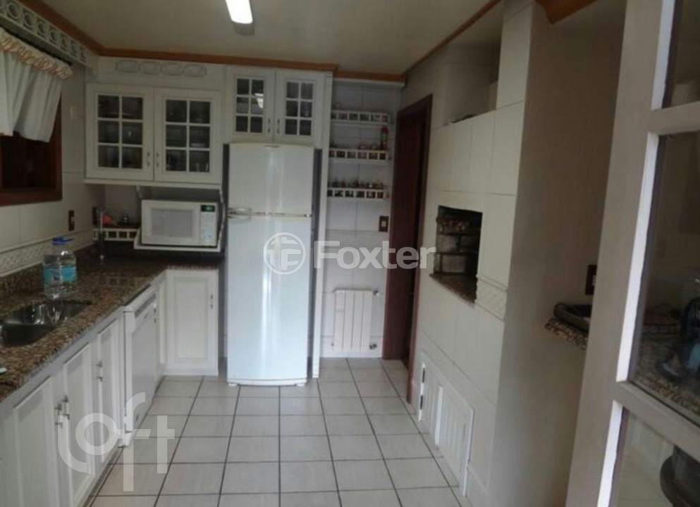 Casa de Condomínio à venda com 5 quartos, 232m² - Foto 20