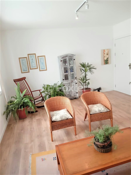 Apartamento à venda com 3 quartos, 109m² - Foto 1