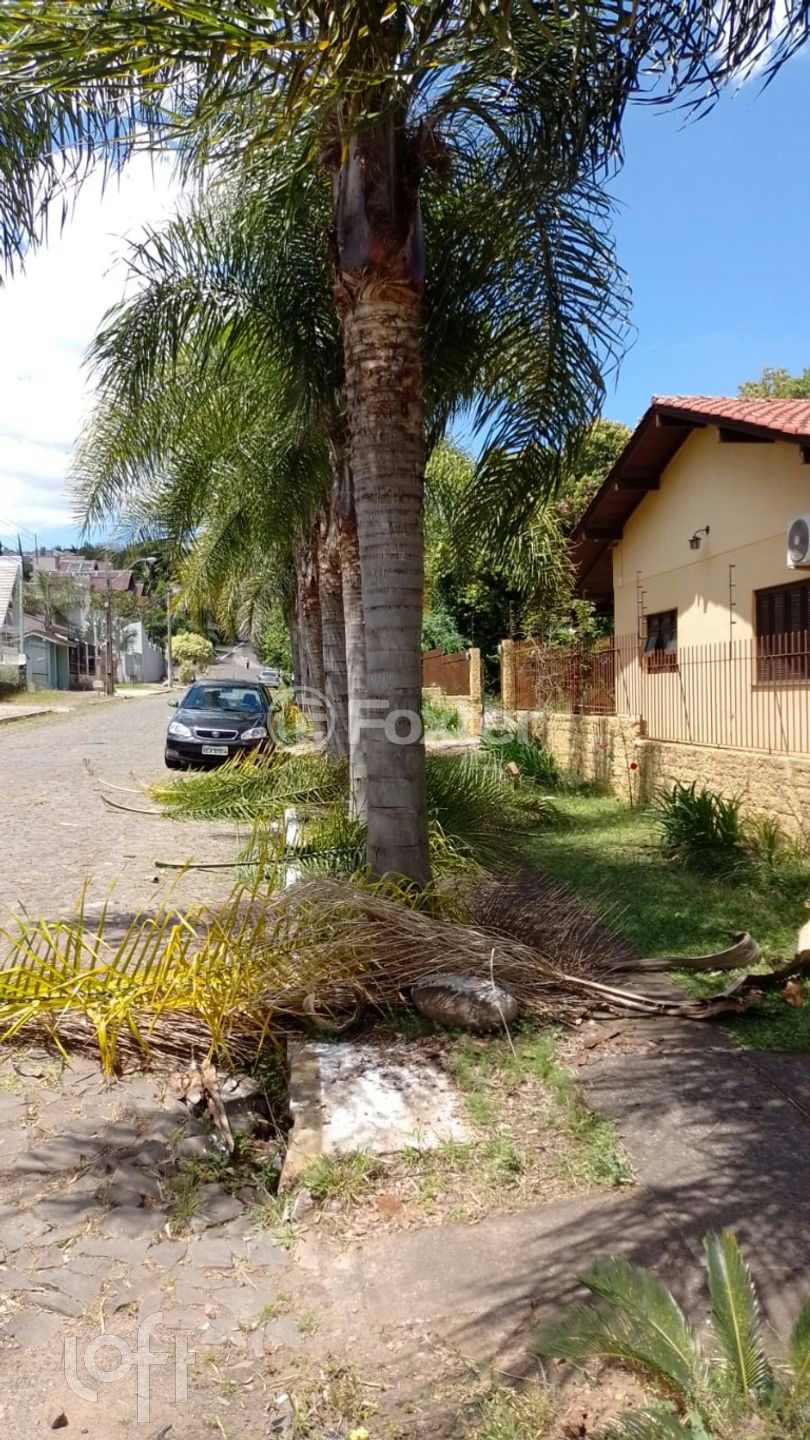 Casa à venda com 2 quartos, 106m² - Foto 2