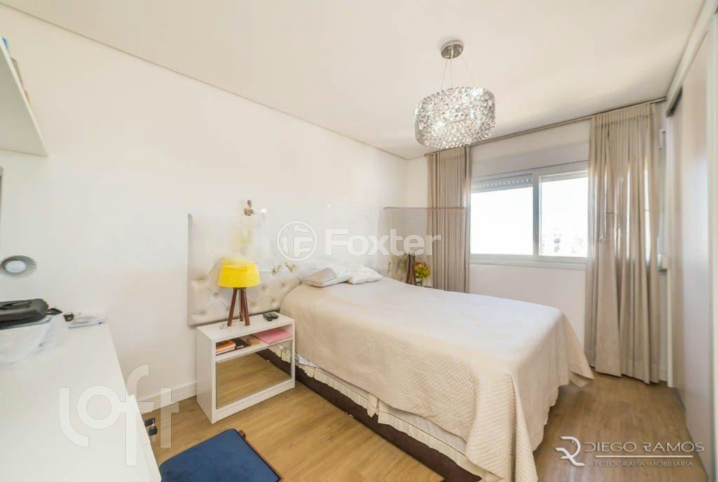 Apartamento à venda com 2 quartos, 76m² - Foto 17