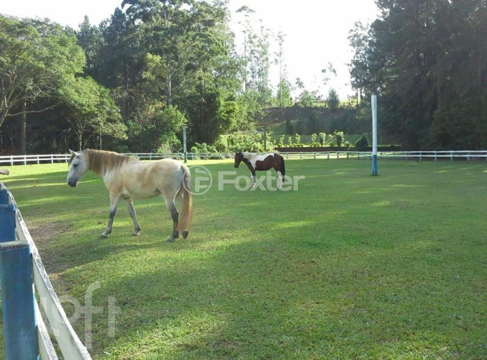 Casa de Condomínio à venda com 4 quartos, 380m² - Foto 54