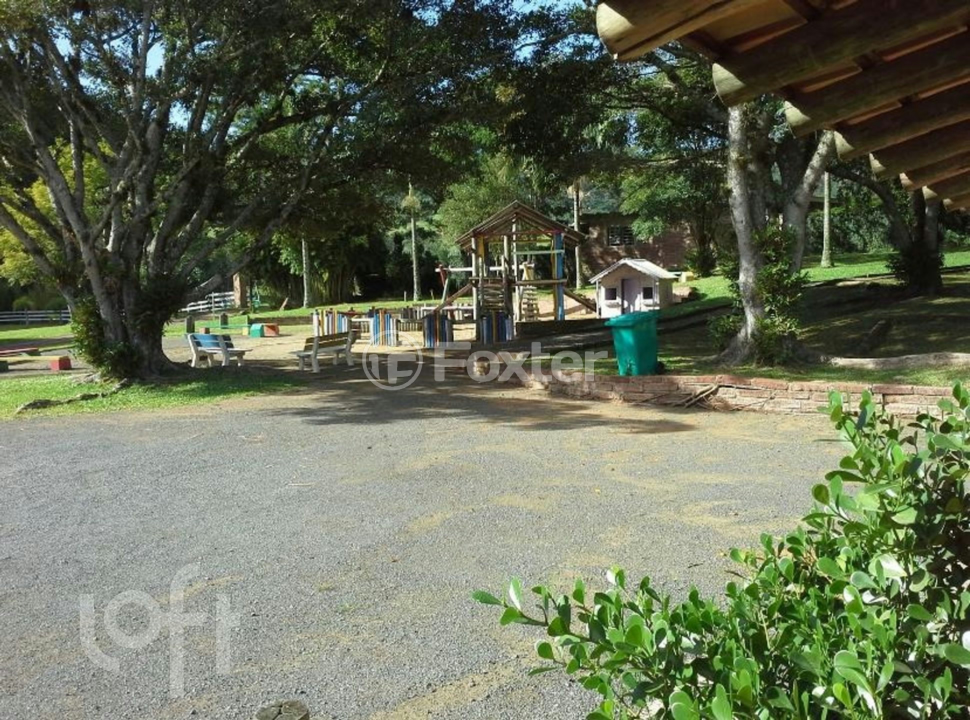 Casa de Condomínio à venda com 4 quartos, 380m² - Foto 48