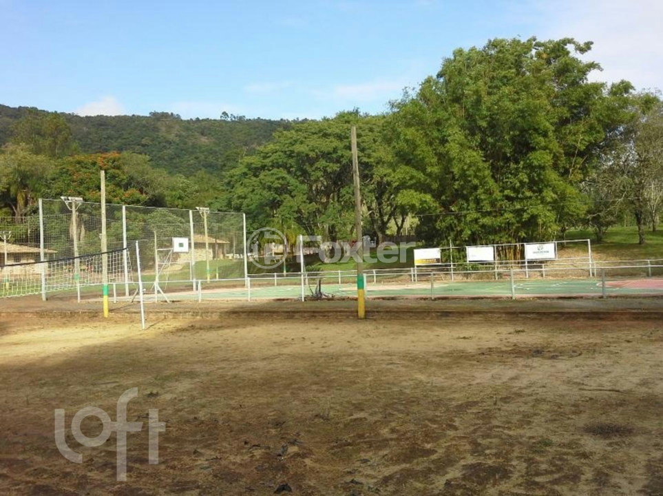Casa de Condomínio à venda com 4 quartos, 380m² - Foto 47