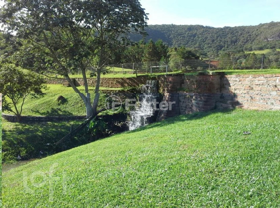 Casa de Condomínio à venda com 4 quartos, 380m² - Foto 56